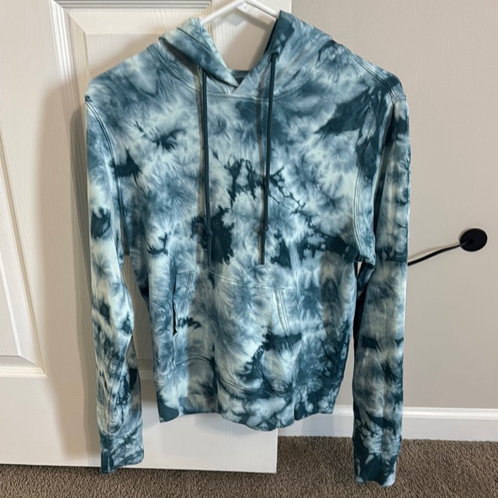 Athleta hoodie, blue tie die, size medium. Great condition.